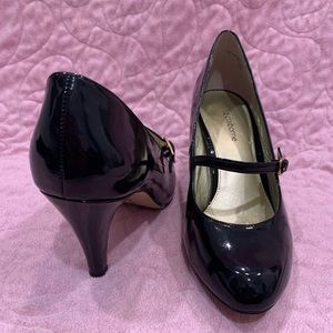 Liz Claiborne black patent leather heels in size 8.5M